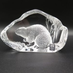 glass paperweight of a beaver