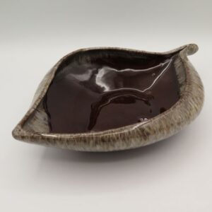 ceramic leaf shaped dish